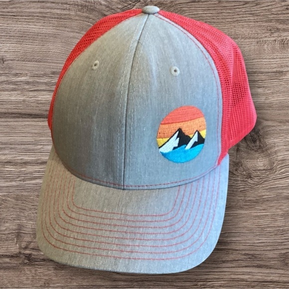 Richardson Mesh Snapback ‘Explore the Outdoors’ Hat - Picture 1 of 1